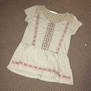 Flowy Embroidered Top!